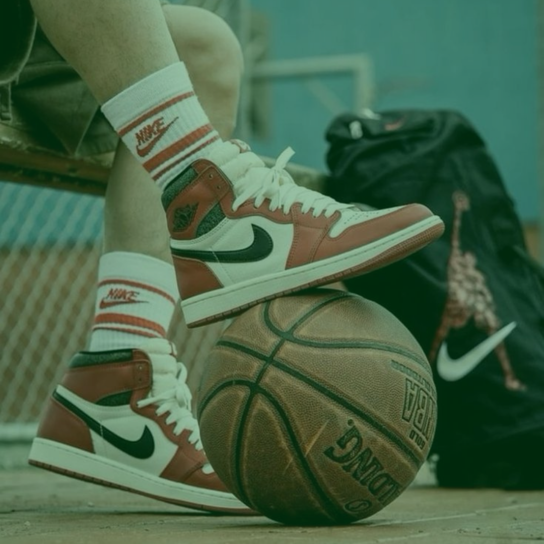 NIKE JORDAN