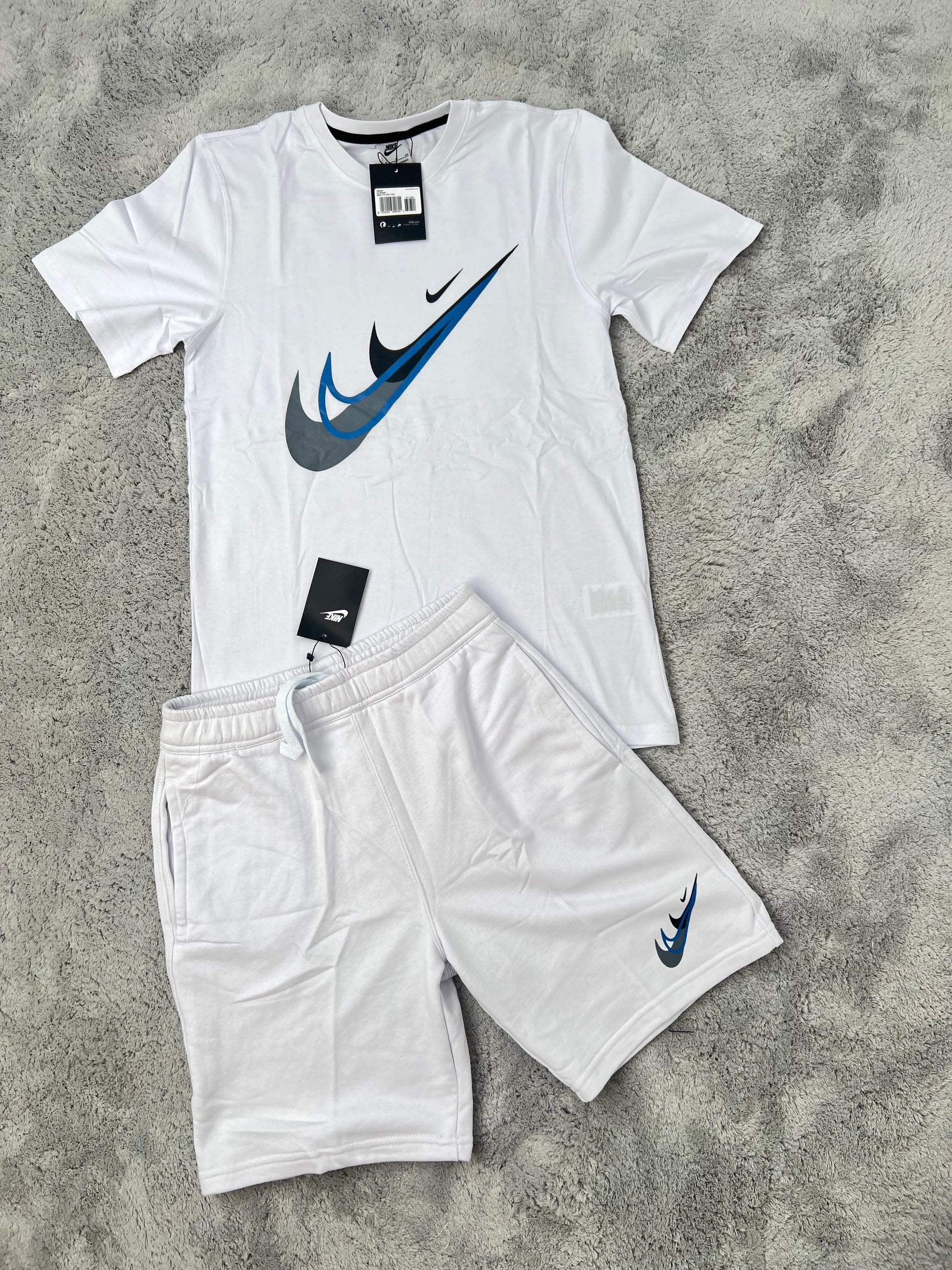 NIKE CONJUNTO CORTO