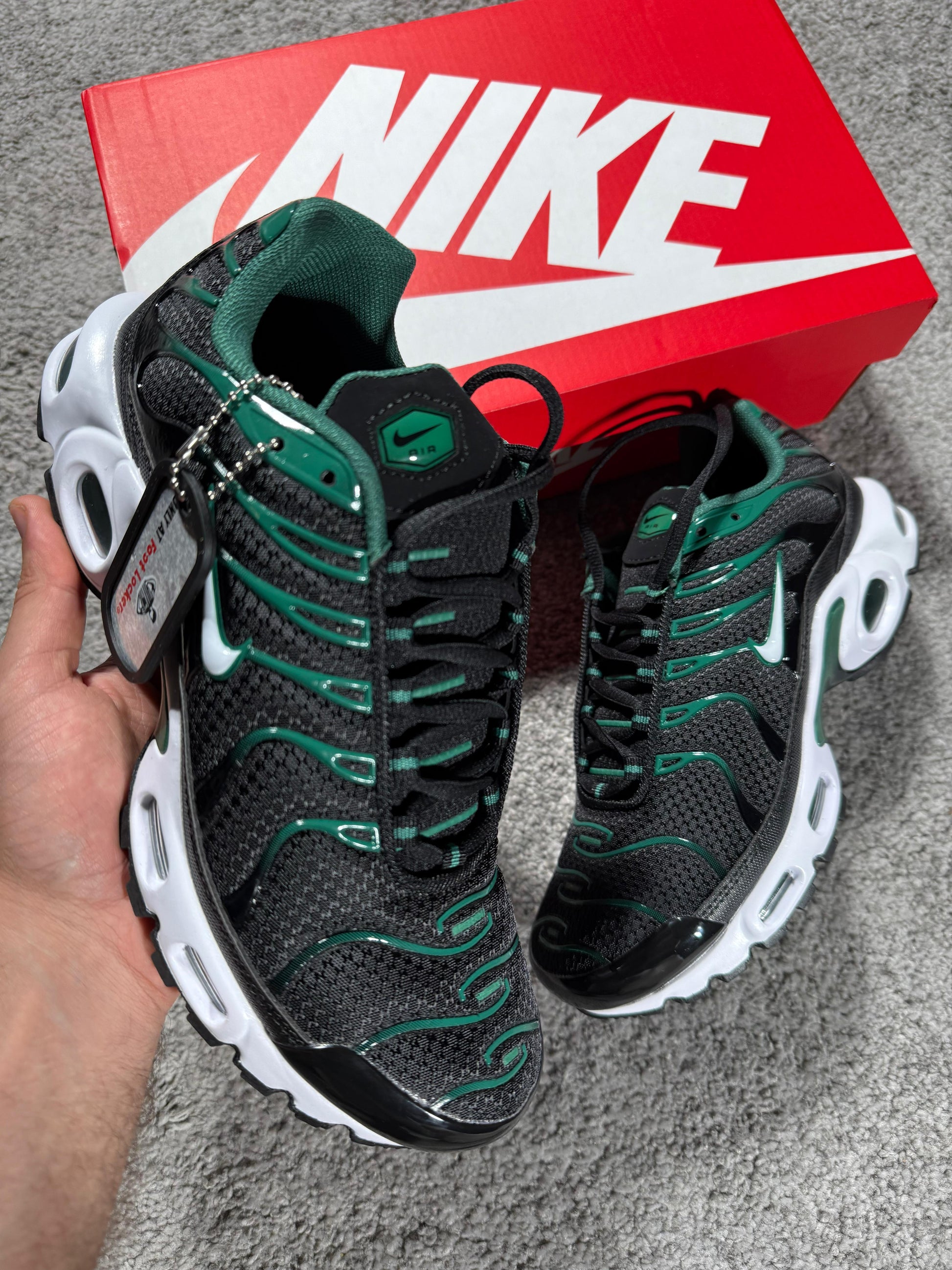 NIKE TN