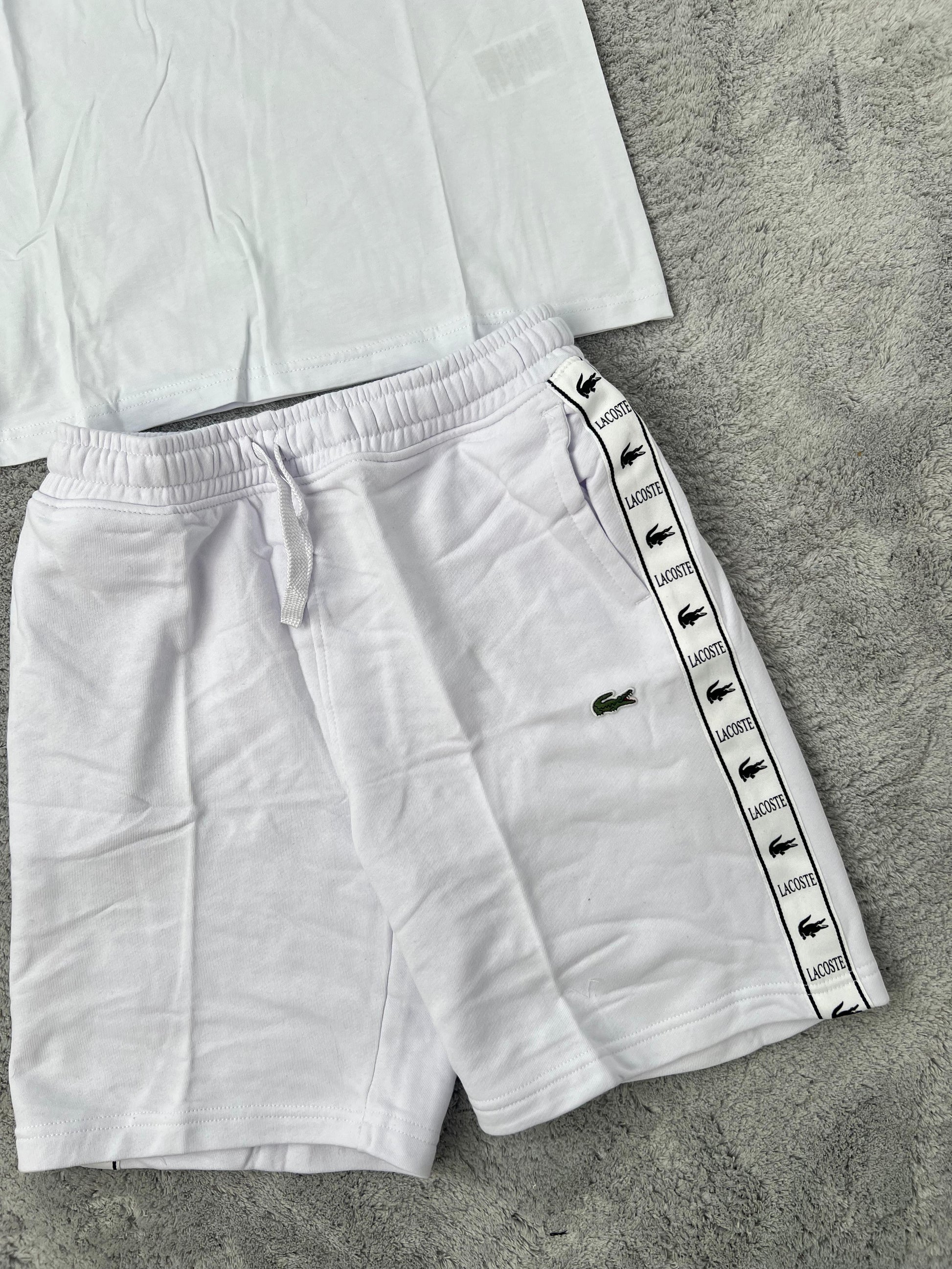 LACOSTE CONJUNTO CORTO