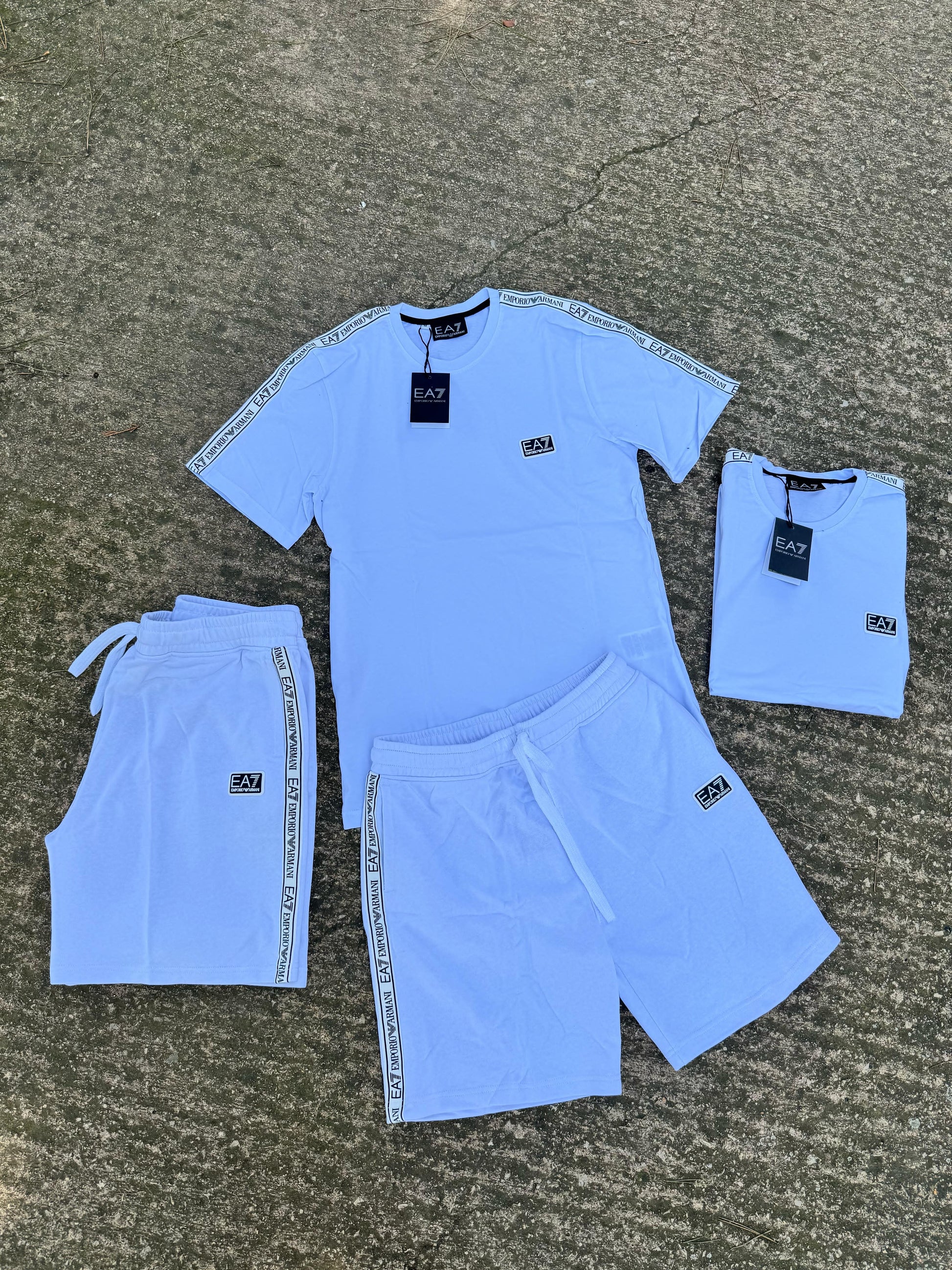 EMPORIO ARMANI CONJUNTO CORTO