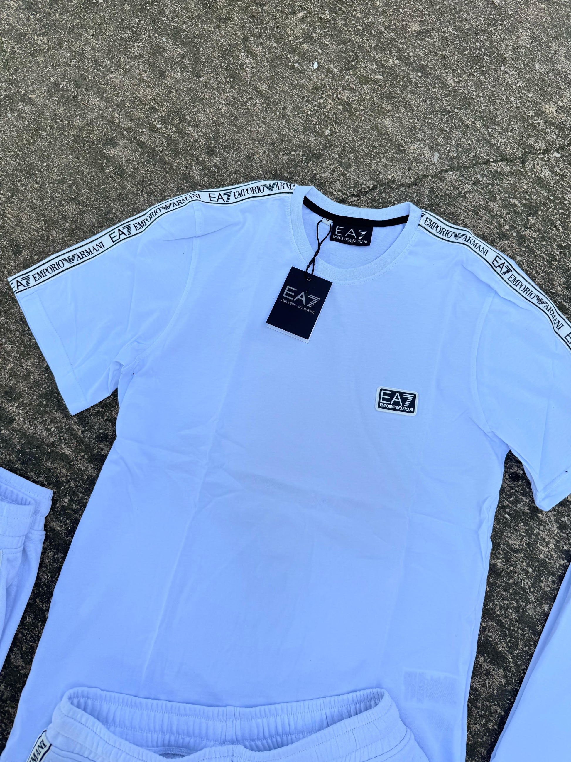 EMPORIO ARMANI CONJUNTO CORTO