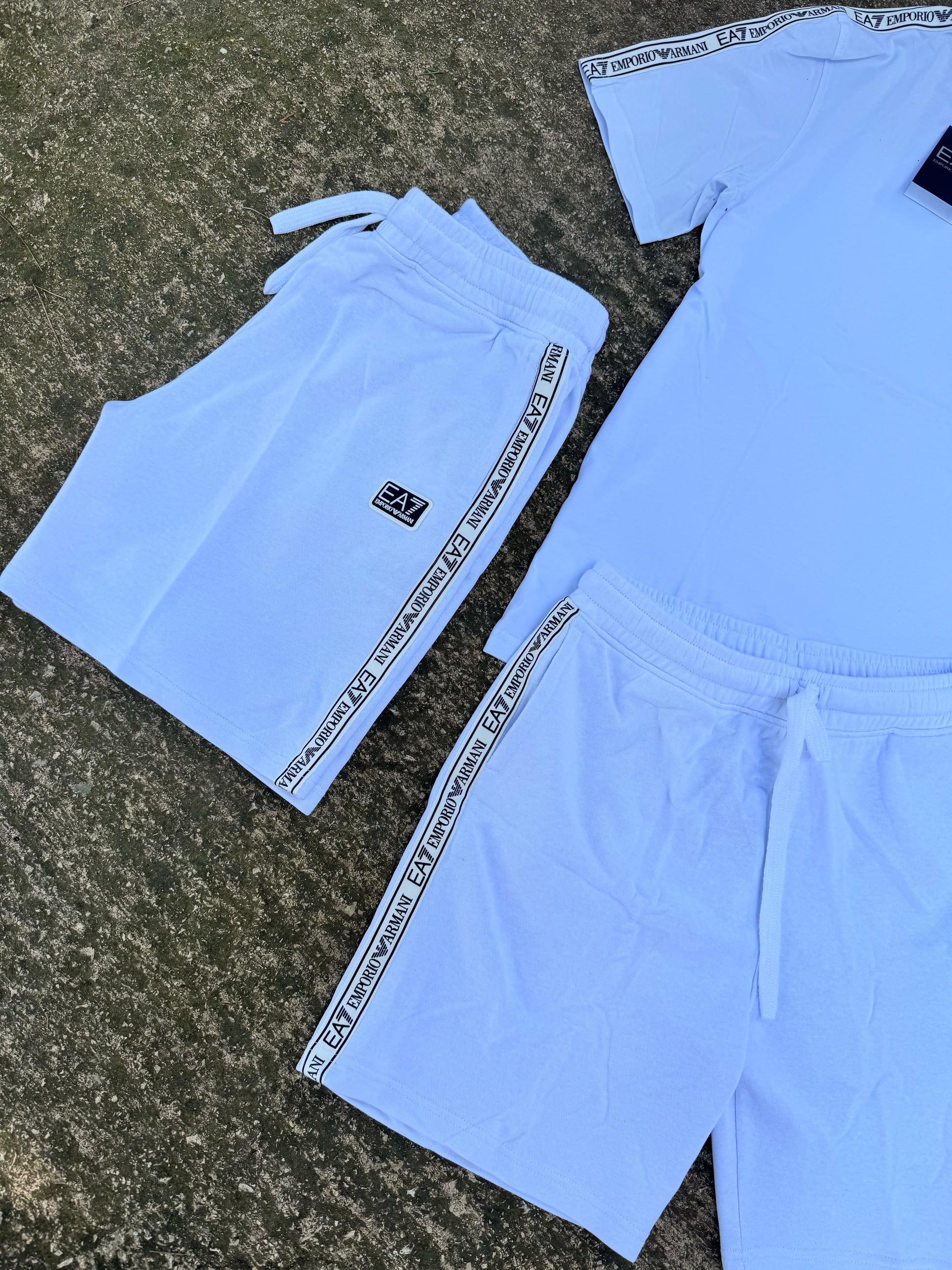 EMPORIO ARMANI CONJUNTO CORTO