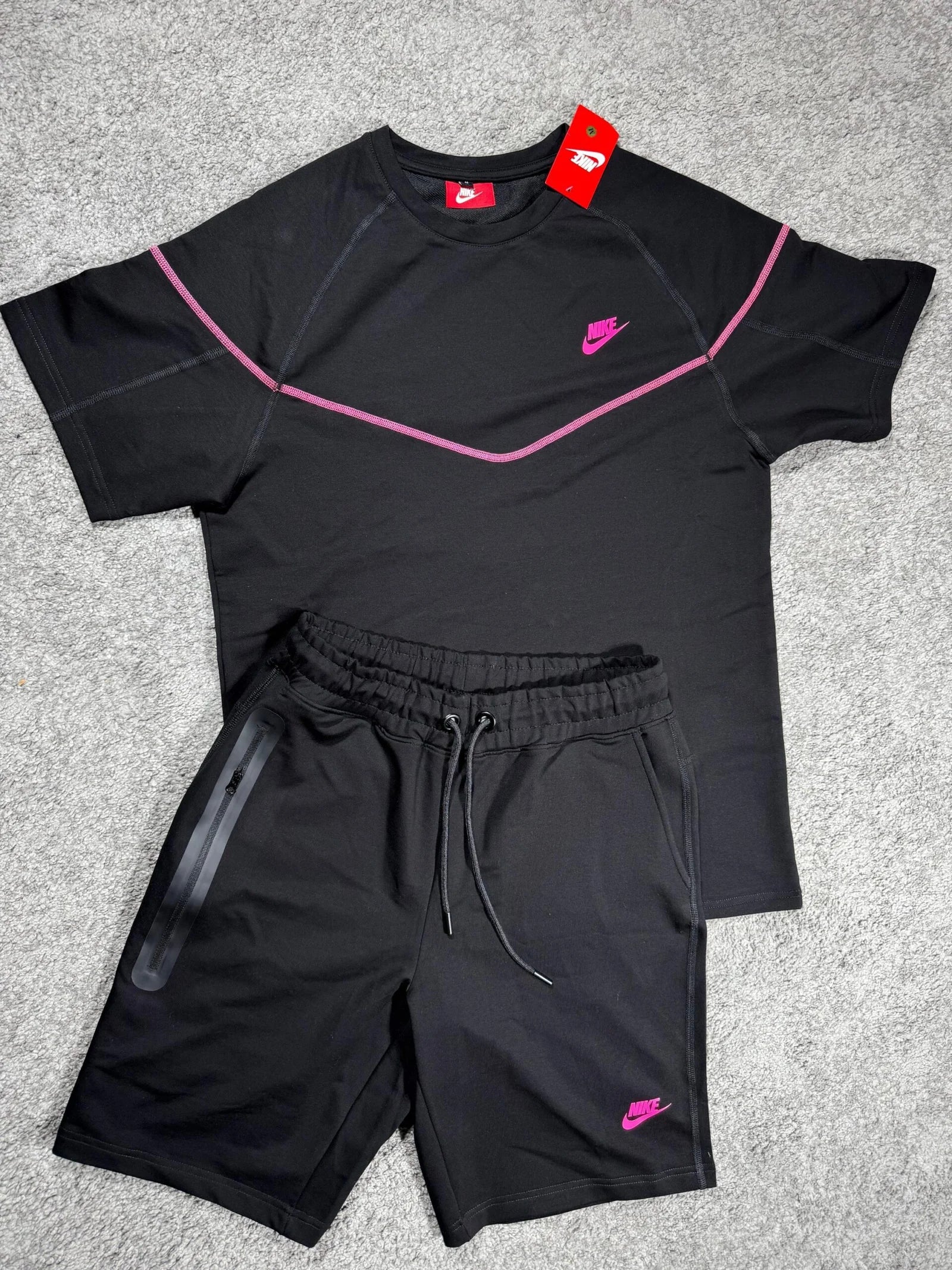 Conjunto Corto Nike Tech